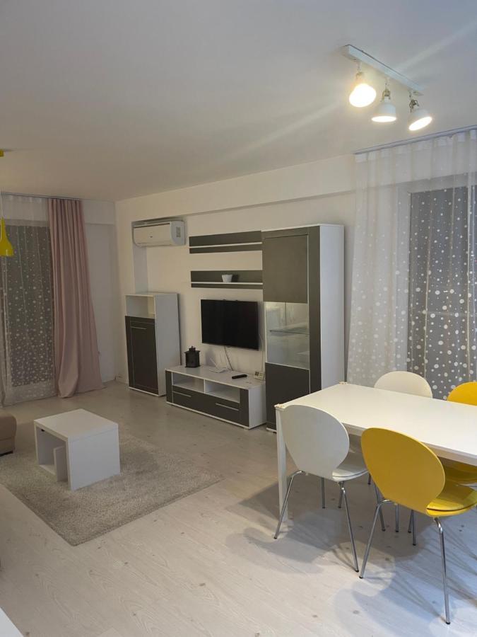 Tranzzit Airport Apartment II Otopeni Exterior foto